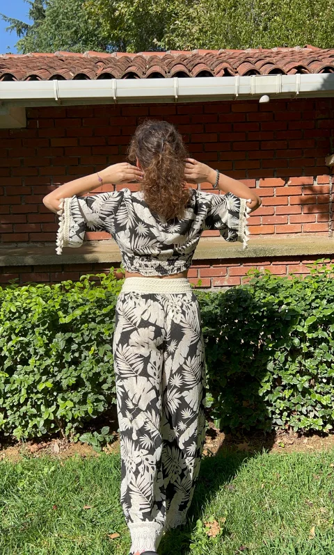 Rosa Çiçekli Takım